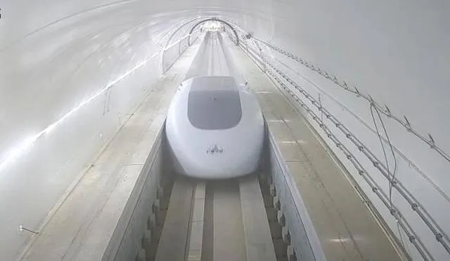 Cápsula de pasajeros del tren hyperloop de China usada en la prueba. Foto: CASIC