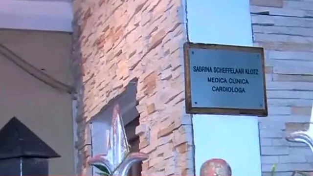 Hieren a cardióloga y asesinan a su padre tras fingir ser pacientes para ingresar a consultorio [VIDEO]
