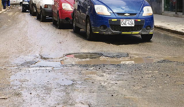 Transportistas pierden 350 mil soles por deterioro de calles tras lluvias