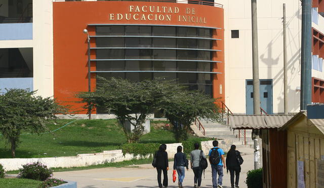 Universidad La Cantuta se pronuncia tras posible pérdida de licenciamiento 