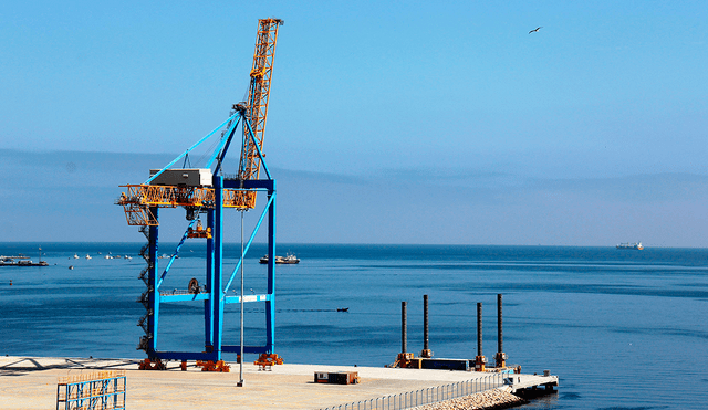 Inversión en terminales portuarios en noviembre más de 16 millones de dólares.
