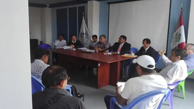 Tacna: Consejeros y ciudadanos rechazan alza en tarifas de agua 