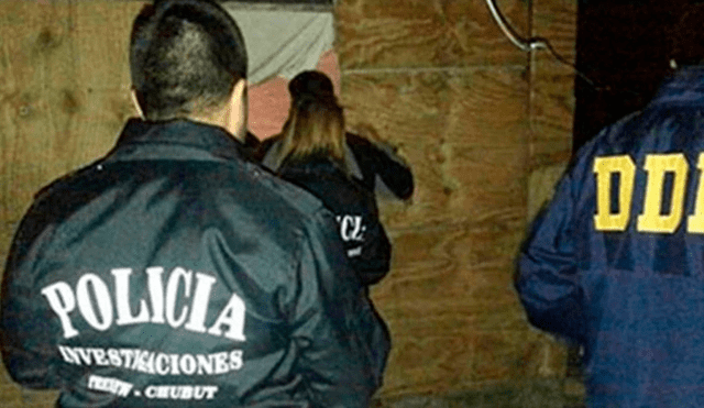 Madre engañó a su hija y dos menores para prostituirlas en Buenos Aires 
