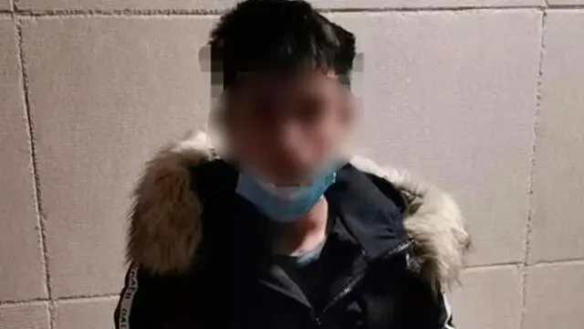 El atacante se asustó por ser contagiado y salió huyendo de la escena del crimen. Foto: Policía de China