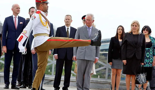 Príncipe Carlos hace primera visita a Cuba de familia real británica