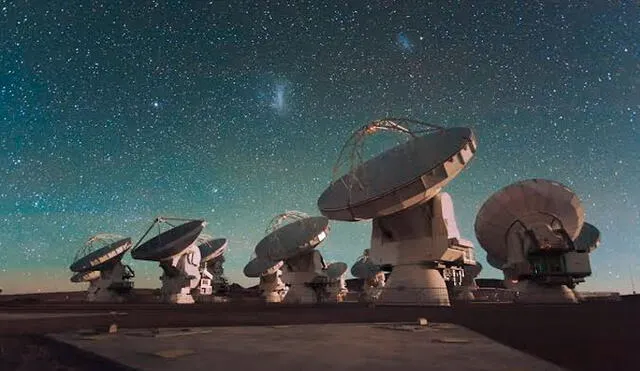 Ocho radiotelescopios analizaron la extraña señal FRB. Foto: ESO.