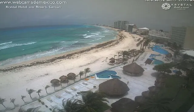 Vista desde el hotel Krystal en la turística Cancún. Foto: Webcams de México