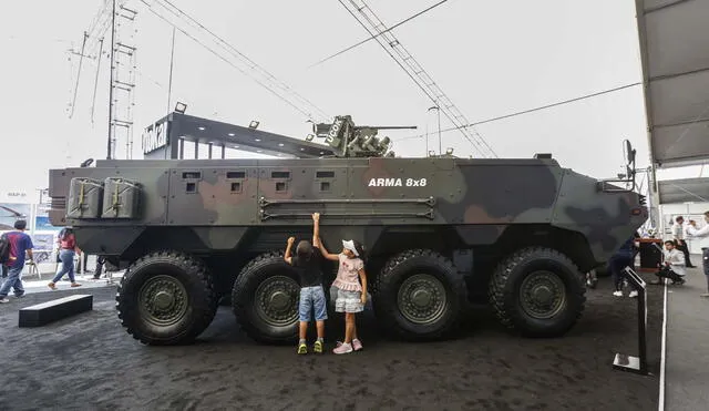 Feria exhibió armamento militar en Cuartel General del Ejército [FOTOS]