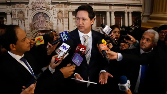Salaverry considera que Maritza García debió renunciar a la Comisión de la Mujer