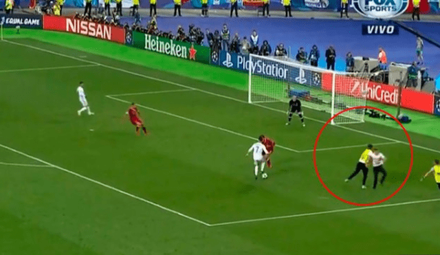 Real Madrid vs Liverpool: Hincha impide el gol de Cristiano Ronaldo en la final de la Champions League