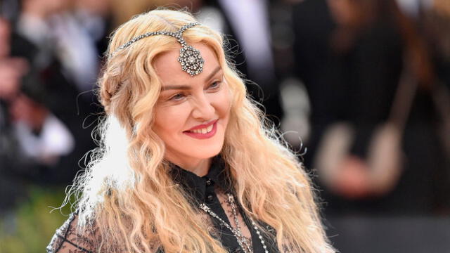 Madonna presume un cuerpo flexible a sus 61 años [VIDEO]