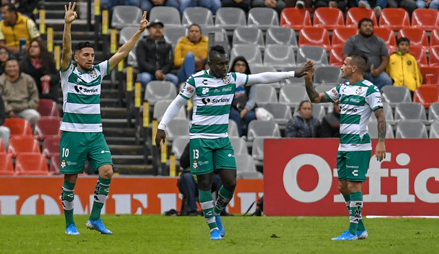 Sigue aquí EN VIVO ONLINE el Santos Laguna vs. Chivas de Guadalajara por la fecha 4 del Grupo 7 de la Copa MX. | Foto: AFP