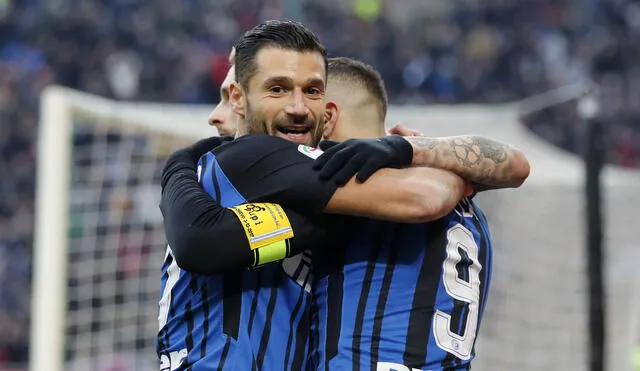 El ‘Inter’ sube a la cima de la Serie A