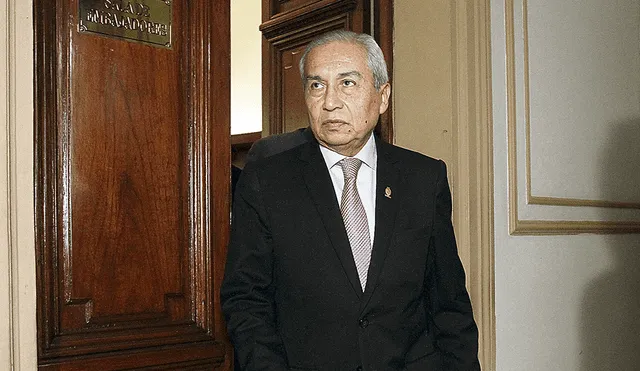 El 19 de noviembre fiscal José Pérez interrogará a Pedro Chávarry
