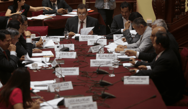 Comisión de Fiscalización aprueba por insistencia la ley de fortalecimiento de la Contraloría