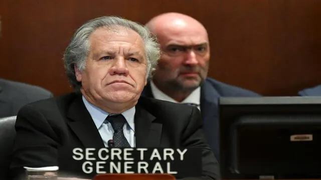 OAS Secretary General Luis Almagro listens as Brazil Minister of Foreign Affairs Ernesto Henrique Fraga Araujo speaks, as the Organization of American States (OAS) holds a meeting  on February 6, 2020 in Washington,DC. (Photo by MANDEL NGAN / AFP)