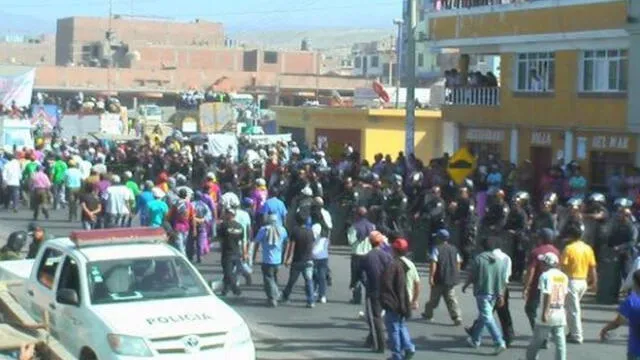 Pobladores del valle de Tambo bloquearon carretera en Arequipa
