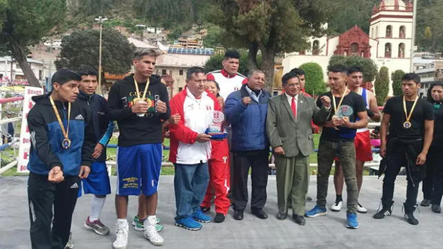 Huancavelica: deportistas de Huarochirí son campeones nacionales de Box