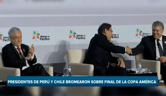 Presidente Martín Vizcarra se bromea con su homólogo de Chile, Sebastián Piñera. Foto: Presidencia.