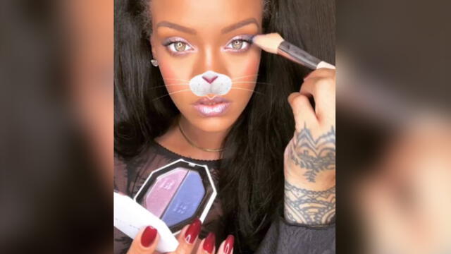 Rihanna marca tendencia en Instagram al maquillarse con filtro [VIDEOS]
