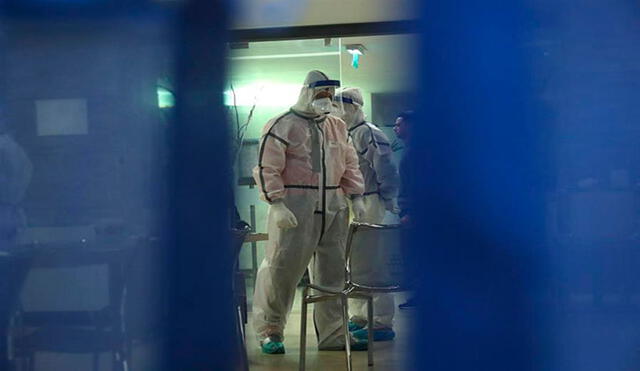 Vista de unas pruebas de coronavirus realizadas en un hotel en Italia, donde ya hay 11 muertos por el covid-19. Foto: EFE