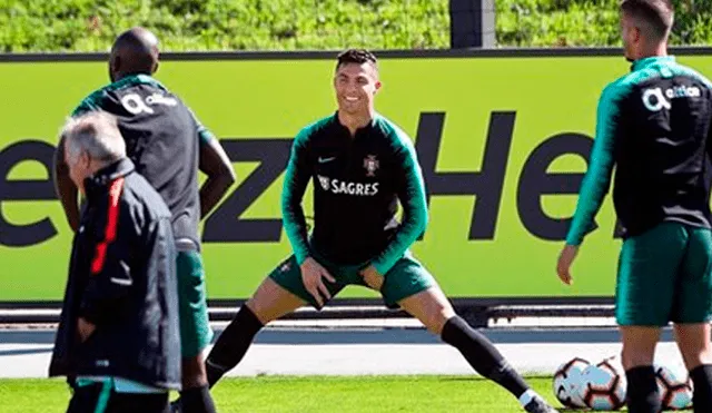 Cristiano Ronaldo acapara la atención de la prensa en su regreso a la Selección de Portugal 