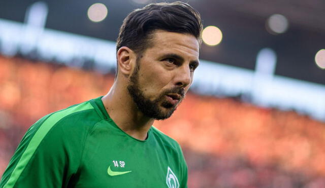 Werder Bremen le hace homenaje a Claudio Pizarro por el Día de Todos los Santos [FOTO]