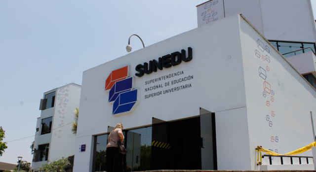 Indecopi y SUNEDU multan con más de S/ 11 millones a conocida universidad
