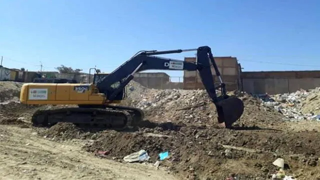 Piura: envían maquinaria a Municipalidad de Talara para limpieza de drenes y quebradas