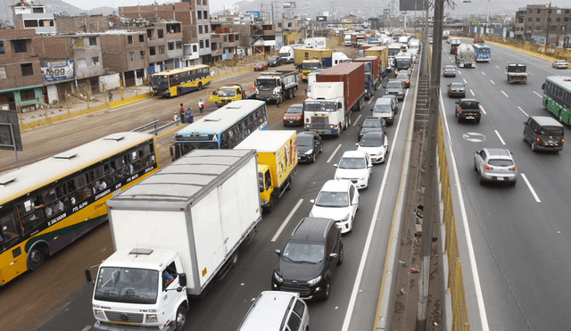 Megaproyectos paralizados empeoran el tráfico vehicular en Lima