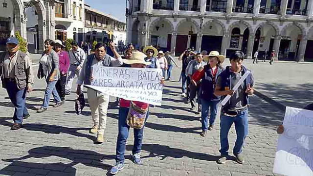 Arequipa: Caylloma exige a minera Bateas una compensación por contaminación