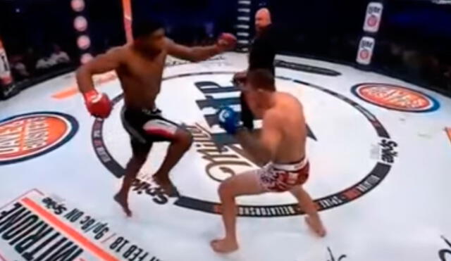 En YouTube, luchador noquea a su rival con espectacular rodillazo | VIDEO