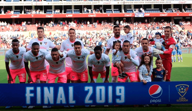 Sigue aquí EN VIVO ONLINE el LDU de Quito vs. Delfín por la final de ida de la Copa Ecuador 2019. | Foto: @LDU_Oficial