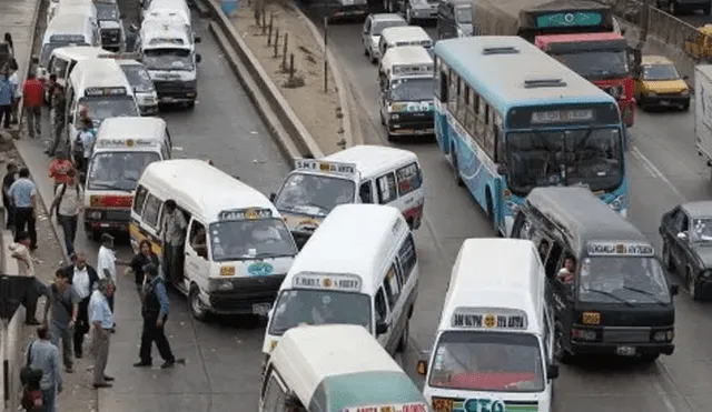 Destinarán presupuesto para desinfectar vehículos de transporte público de Lima y Callao. Foto: Difusión
