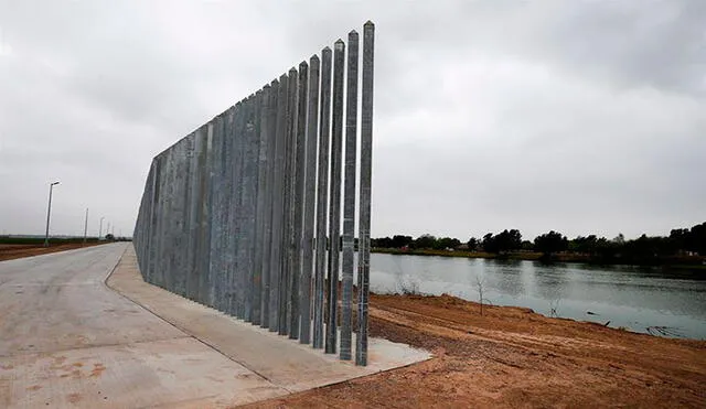 El muro, que fue construido bajo la Administración de Bill Clinton, debe ser ampliado y cercar por completo la frontera con México, según Trump. Foto: EFE