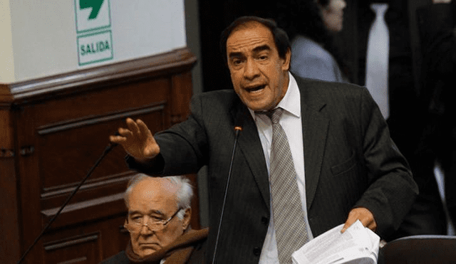 Yonhy Lescano propone cerrar el Congreso y convocar a elecciones