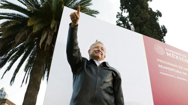 López Obrador saca a las fuerzas armadas para combatir robos en Pemex 
