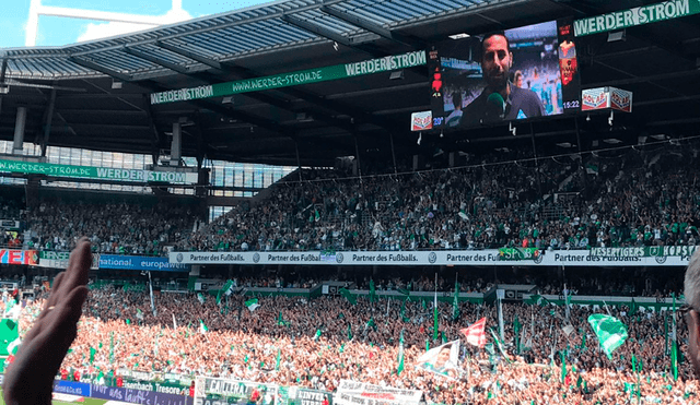 Claudio Pizarro: la reacción de la hinchada del Werder Bremen al enterarse de su renovación