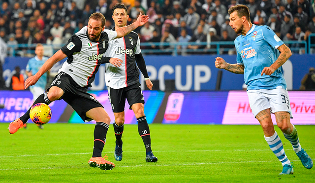 Sigue aquí EN VIVO ONLINE el Juventus vs. Lazio por la final de la Supercopa de Italia 2019. | Foto: AFP