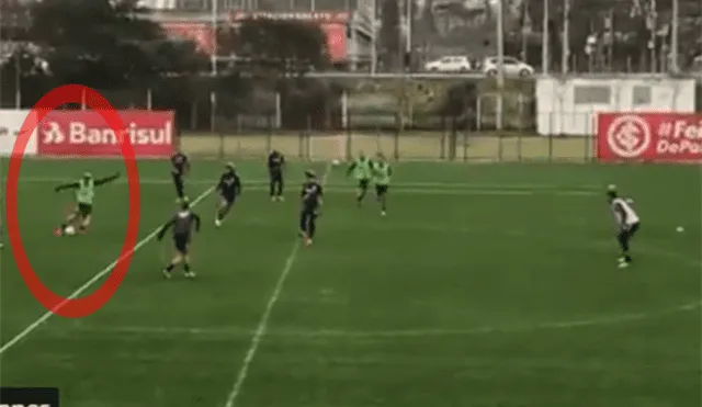 El buen gol que Guerrero anotó en entrenamiento del Inter de Porto Alegre [VIDEO]