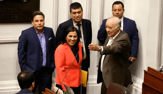 Culmina debate de interpelación a ministra Flor Pablo en el Congreso 