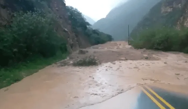 Amazonas incomunicada por deslizamientos en carreteras [VIDEO]