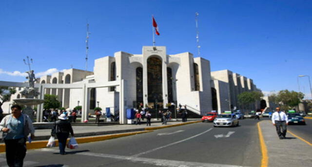 Evalúan sancionar a juez que libró a Omar Candia en Arequipa