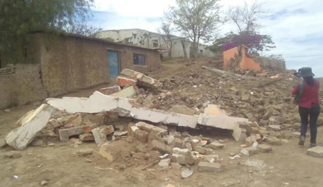 Lambayeque: Fuertes vientos derrumban vieja capilla en La Victoria