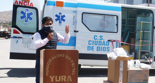 Néstor Chicaña ya cumplió algunos actos en su nuevo cargo como alcalde de Yura. Foto: Municipalidad de Yura.