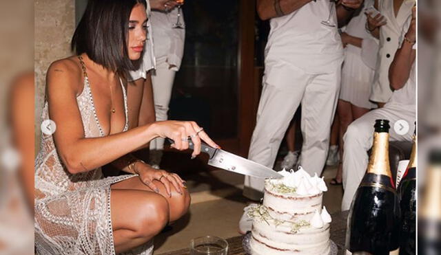 Dua Lipa celebró su cumpleaños con vestido de transparencias en Instagram