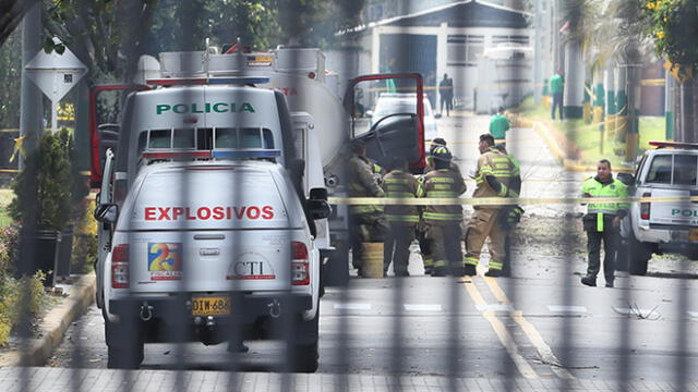 Las primeras imágenes del atentado con coche bomba en escuela policial de Bogotá [FOTOS]
