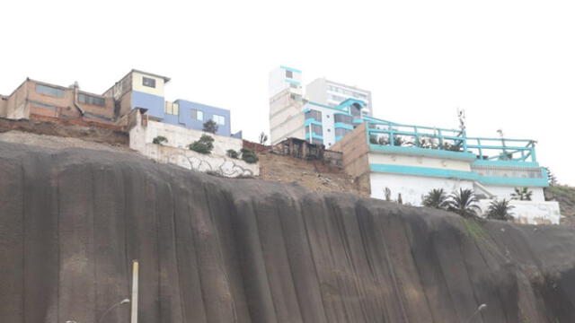 Geomallas en acantilados habrían sido fijadas con material de relleno inestable. (Foto: Municipalidad de Magdalena del Mar)