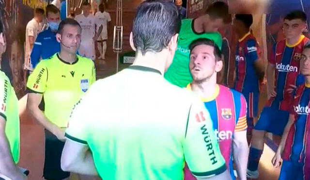 El descontento de Lionel Messi se produjo en el túnel antes de iniciar el segundo tiempo. Foto: LaLiga