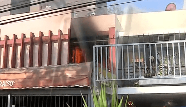 Miraflores: incendio en una vivienda causó gran alarma en los vecinos [VIDEO]